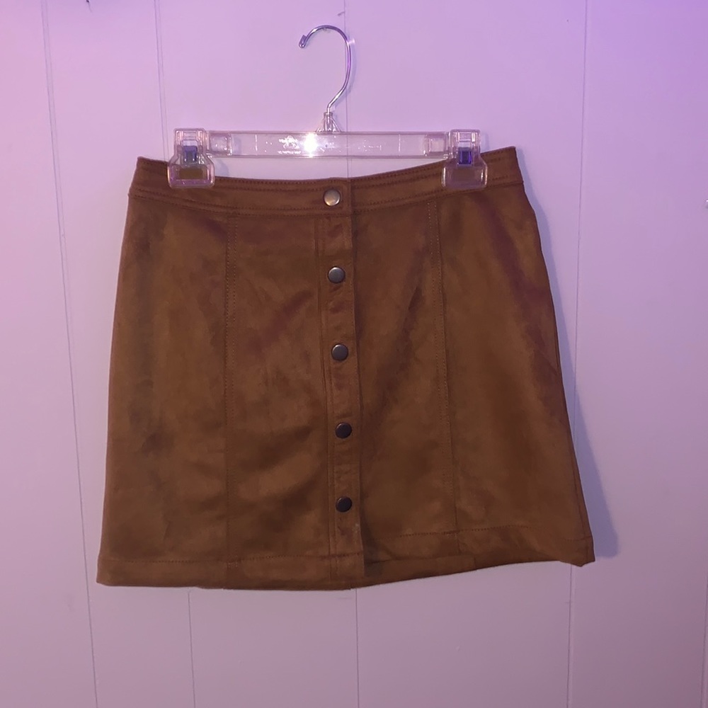 no boundaries suede light brown skirt, size medium